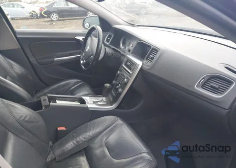 2012 Volvo S60 T5 из США, поврежденный, VIN YV1622FS3C2144671